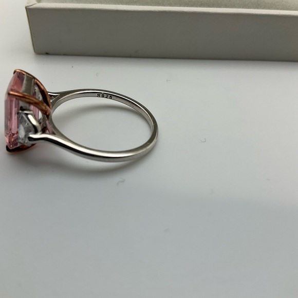 New with box Maxine sterling silver pink zirconia and white zirconia ring size 7 - Picture 6 of 9